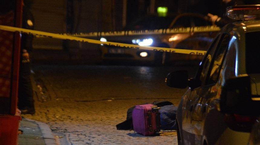 İstanbul'da pencereden düşen bir kişi hayatını kaybetti