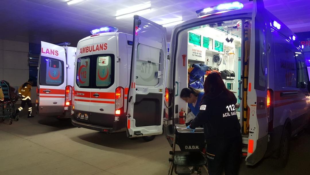 D&uuml;zce'de korkutan olay! Yedikleri kuymak hastanelik etti