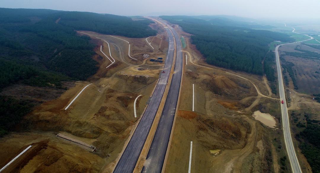 Temelini Cumhurbaşkanı Erdoğan atmıştı! 1915 &Ccedil;anakkale K&ouml;pr&uuml;s&uuml; y&uuml;kseliyor
