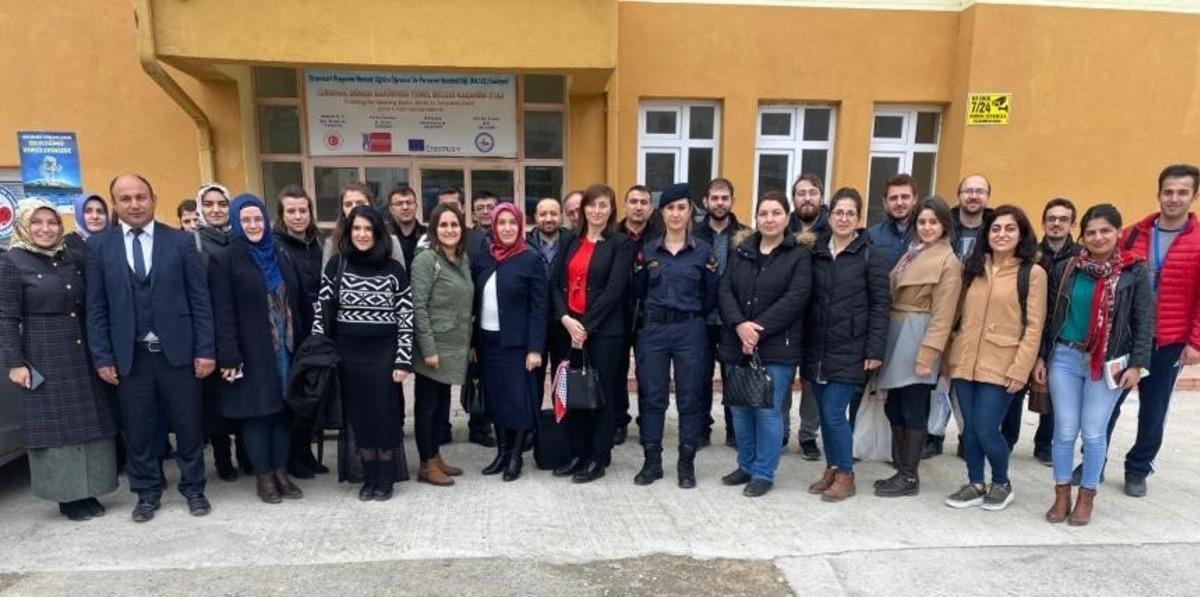 Kadına y&ouml;nelik şiddetle m&uuml;cadele