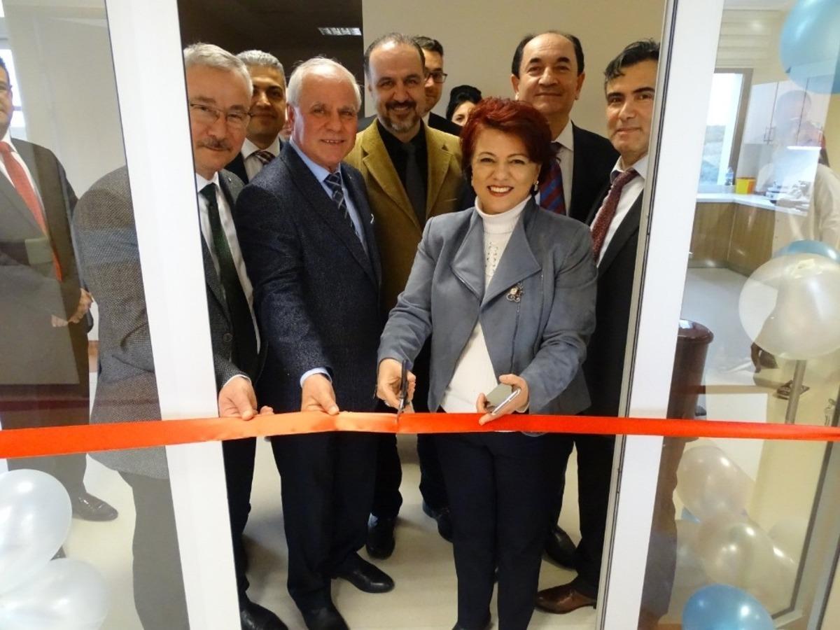 Soma&rsquo;da patoloji laboratuvarı a&ccedil;ıldı