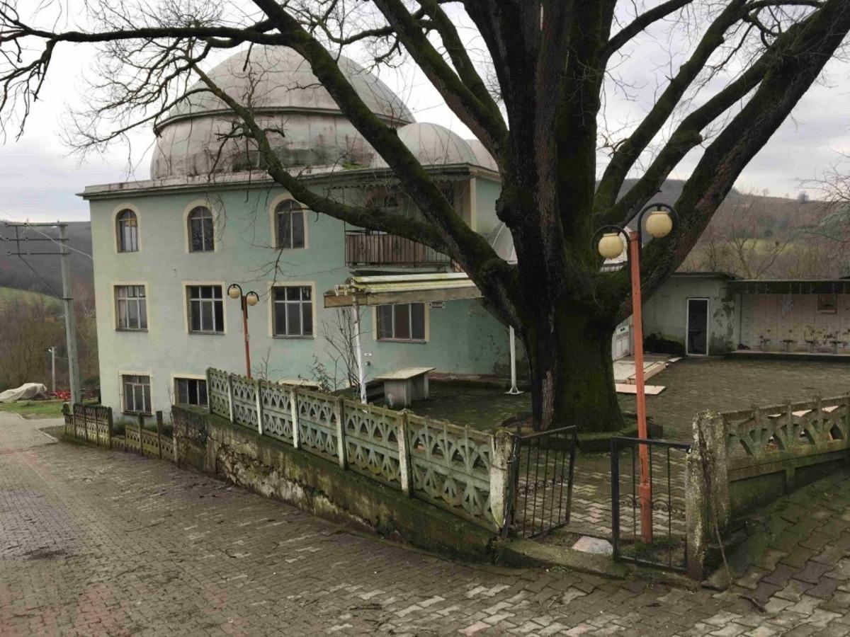 B&uuml;y&uuml;kşehir&rsquo;den S&uuml;verler Camii&rsquo;ne malzeme yardımı