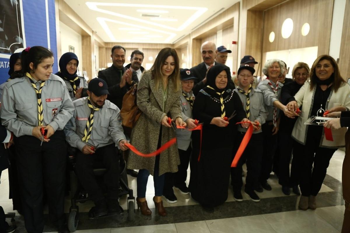 D&uuml;nya İzcilik G&uuml;n&uuml;&rsquo;nde &ldquo;Atat&uuml;rk ve İzcilik&rdquo; konulu sergi