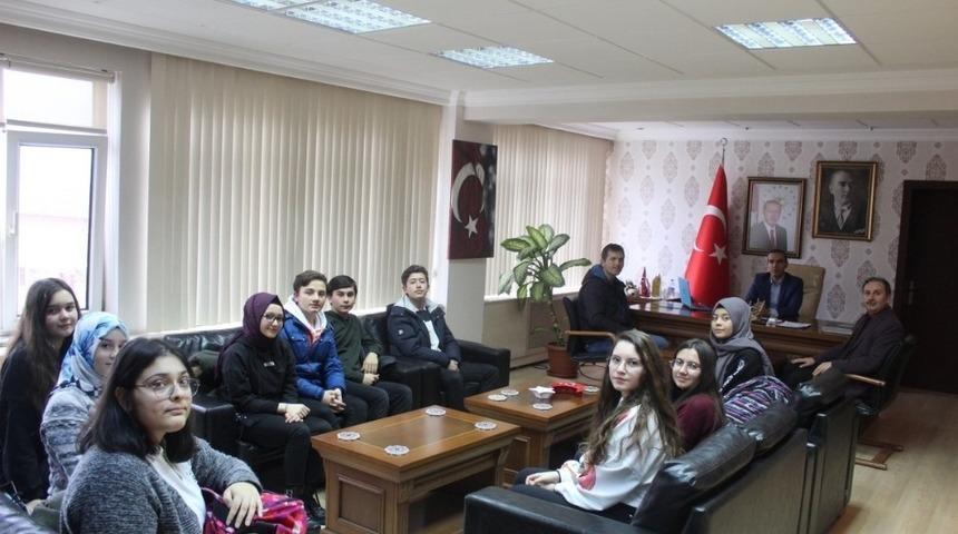 &Ouml;ğrencilere mesleğini anlattı