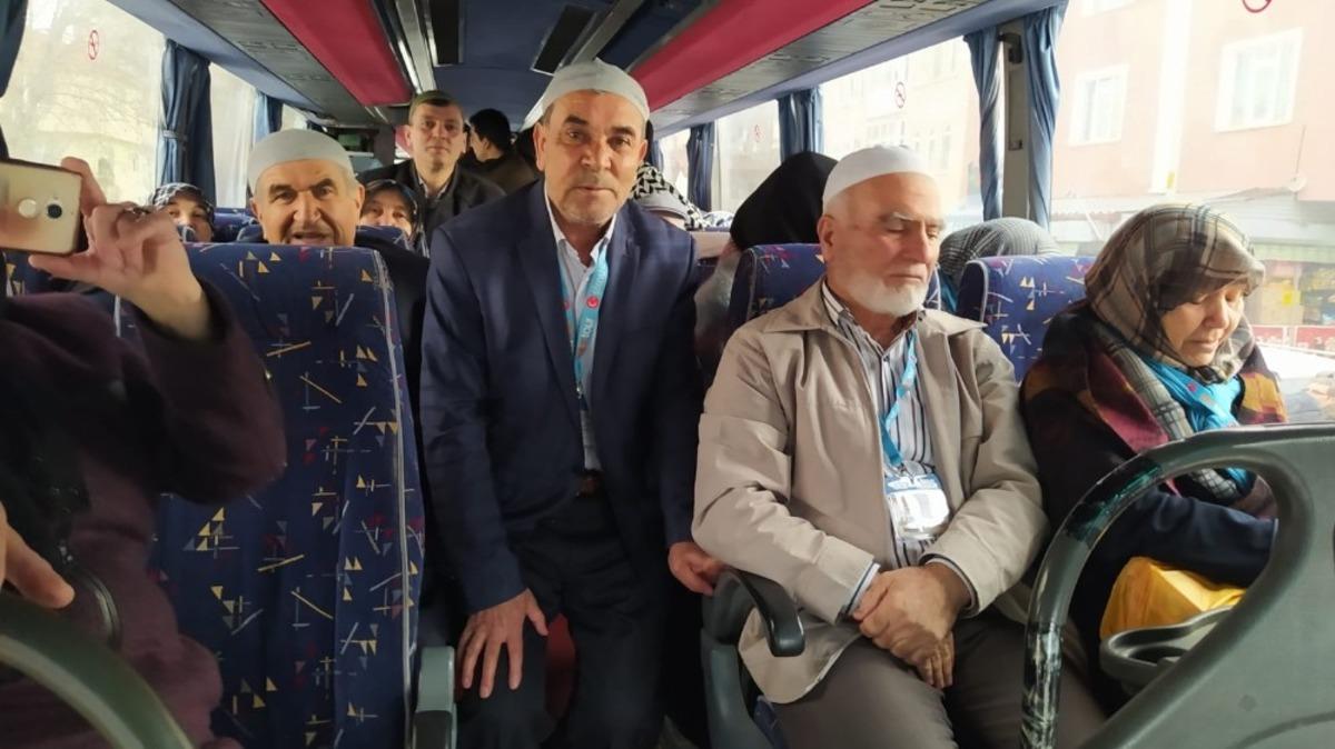 Umre yolcuları dua ve g&ouml;zyaşlarıyla uğurlandı