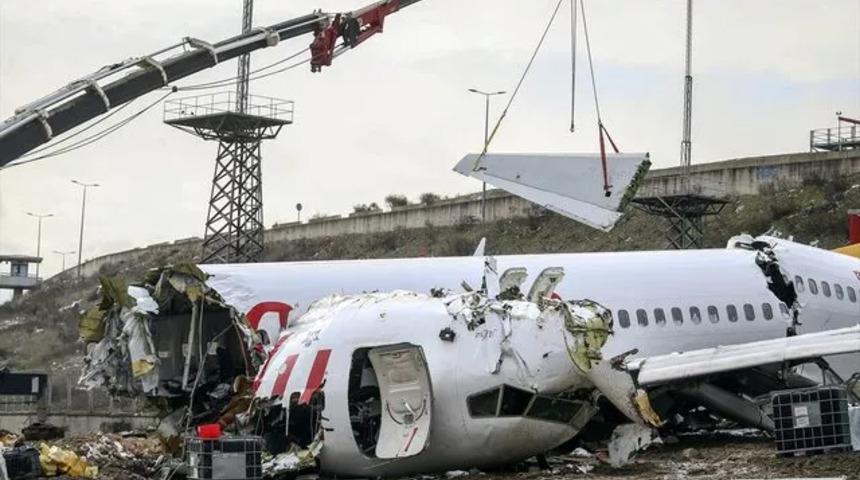 Sabiha Gökçen'de kaza yapan uçağın kaptan pilotunun ifadesi alınıyor