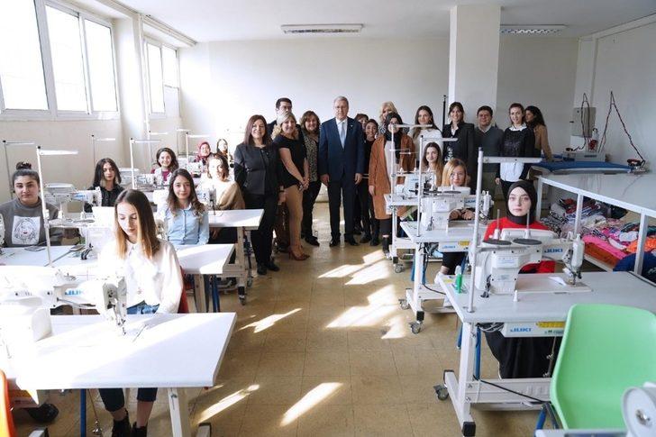 Ege’de modern moda atölye ve laboratuvarları hizmete açıldı G2