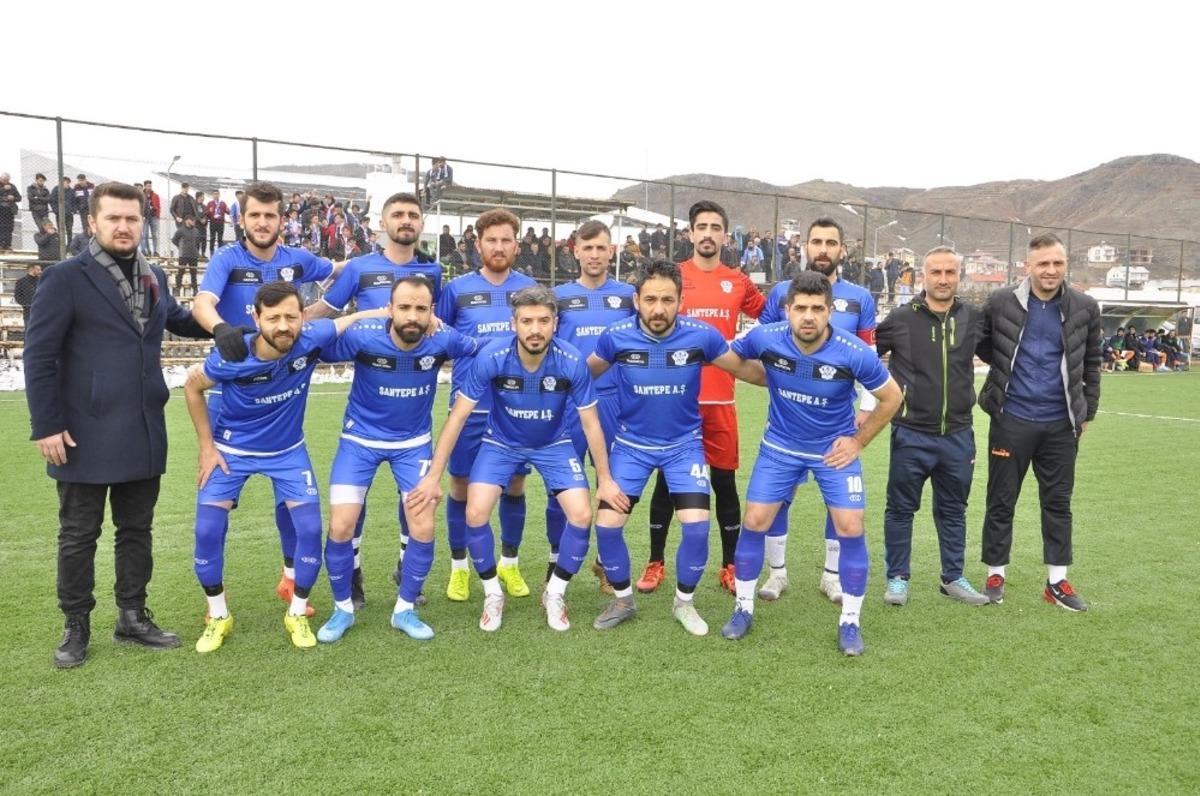 Arguvan Belediyespor liderliğini s&uuml;rd&uuml;rd&uuml;
