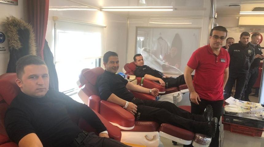 Kargı Polis&rsquo;inden kan bağışına destek