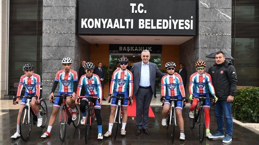 Konyaaltı Bisiklet Takımından “Milli Takım”a