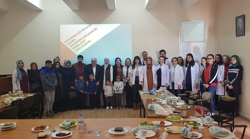 D&Uuml;&rsquo;de kelebek hastalığı semineri