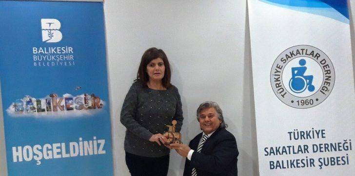 Engelsiz bilinçlendirme eğitimi yapıldı G4