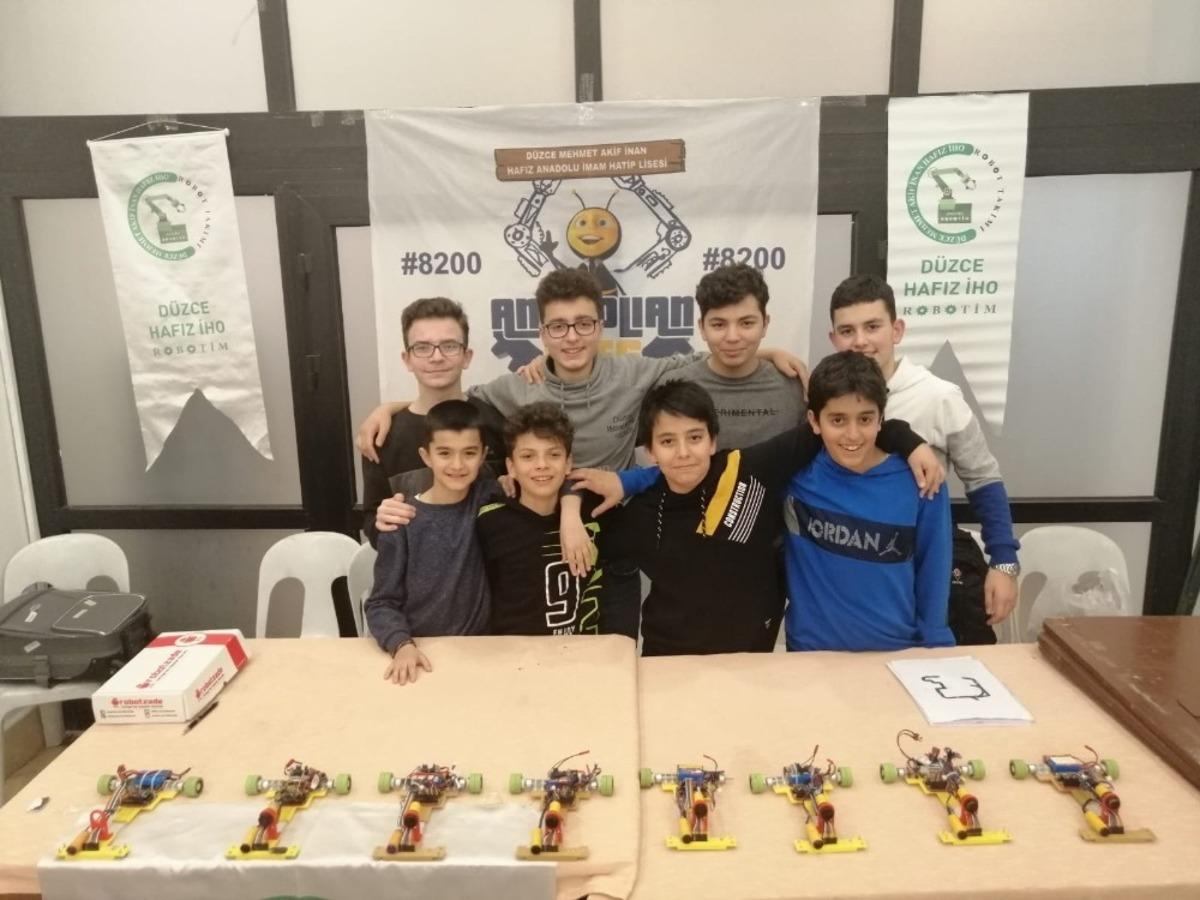 ODT&Uuml; Robot G&uuml;nleri&rsquo;nde D&uuml;zce 8. oldu