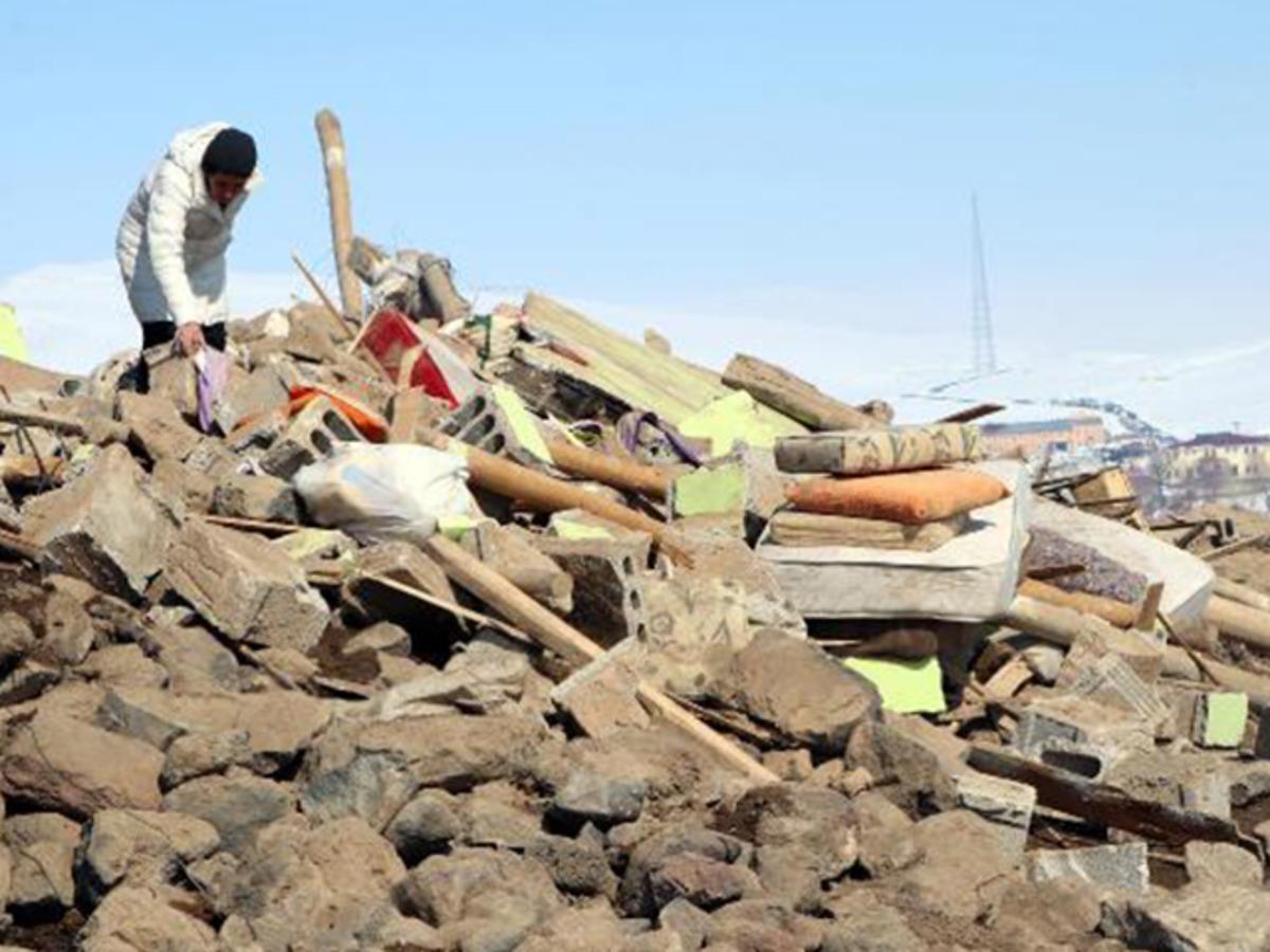 Van'ı vuran deprem sonrası acı ger&ccedil;ek ortaya &ccedil;ıktı