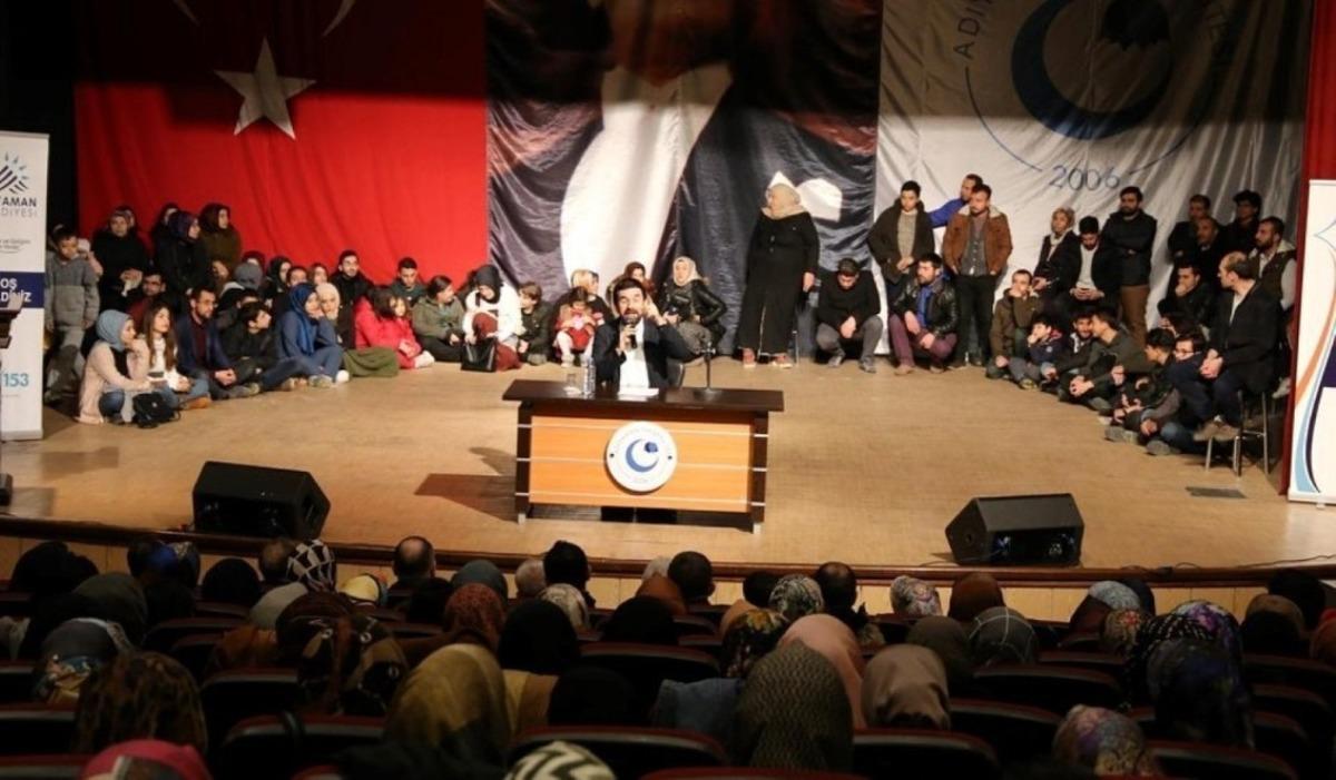 Serdar Tuncer&rsquo;den şiir gecesi