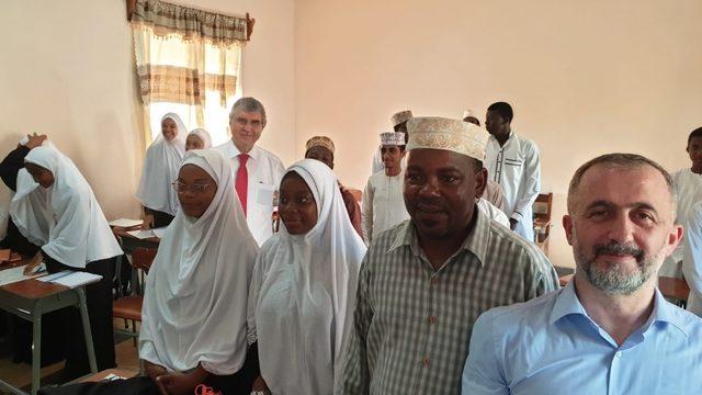 SAÜ’de ilk defa yabancı öğrenci sınavı da yapacak