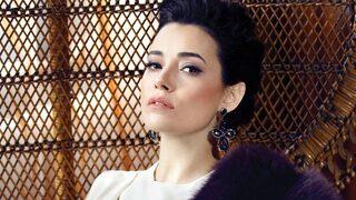 Hayranlarına müjde! Özgü Namal oyunculuğa dönüyor