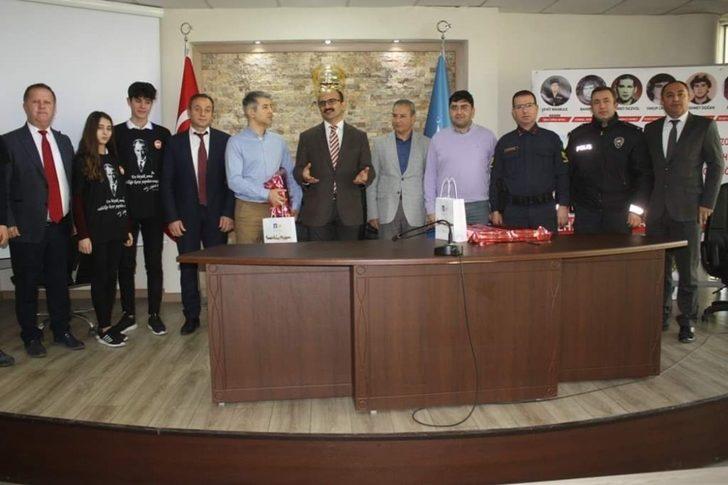 Gördes kütüphanelerinde şehitlerin adı yaşatılacak G3