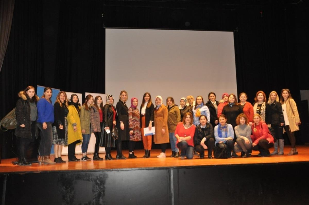 &Ouml;ğrencilere &ldquo;D&uuml;ijital d&uuml;nyada g&uuml;venlik&rdquo; eğitimi