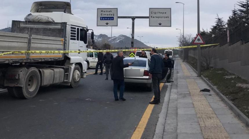 Ankara'da yol verme kavgası kanlı bitti