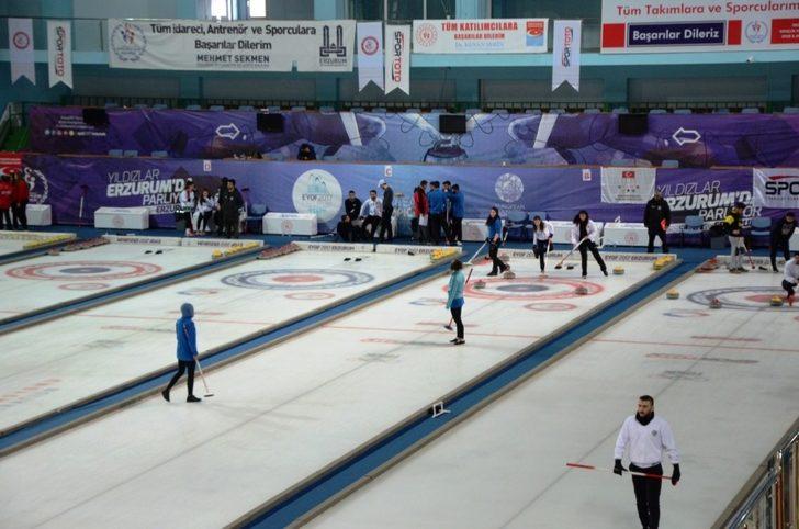 Curlingte UNİLİG’in şampiyonu Atatürk Üniversitesi G2