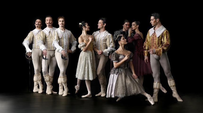 “Üç Silahşör” balesi bu kez görme engelliler için Kadıköy’de sahne alıyor