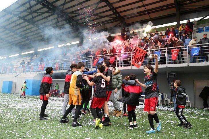 Küçükçekmece minikler başkanlık kupası sahibini buldu G4