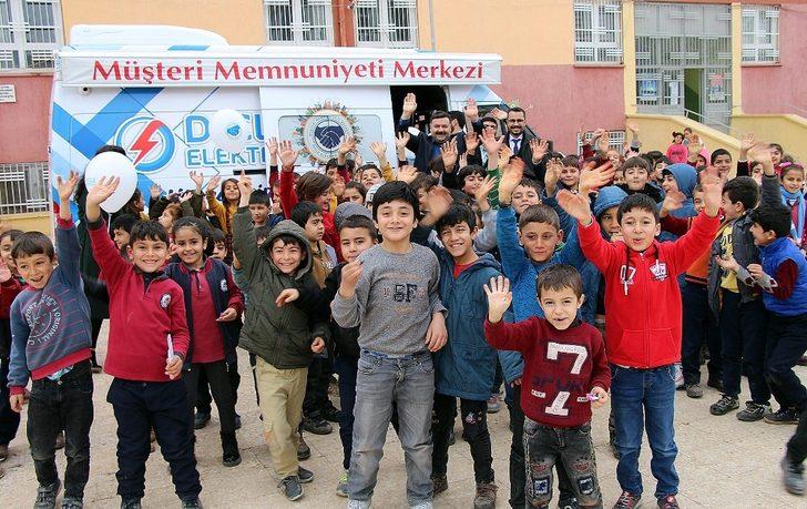 Dicle Elektrik’ten çocuklara ’Enerjik Hikayeler’ kitabı G2