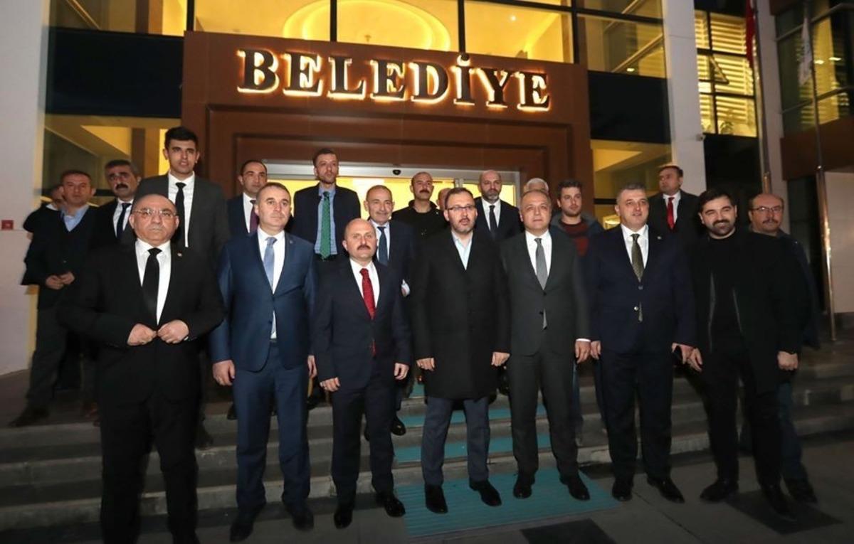 Kasapoğlu, &Uuml;&ccedil;ok&rsquo;tan yatırımları hakkında bilgi aldı