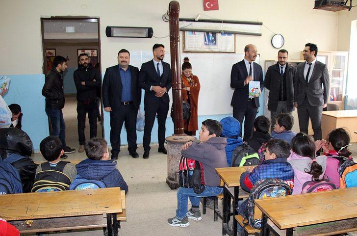 Çocuklara ‘Enerjik Hikayeler’ kitabı G2