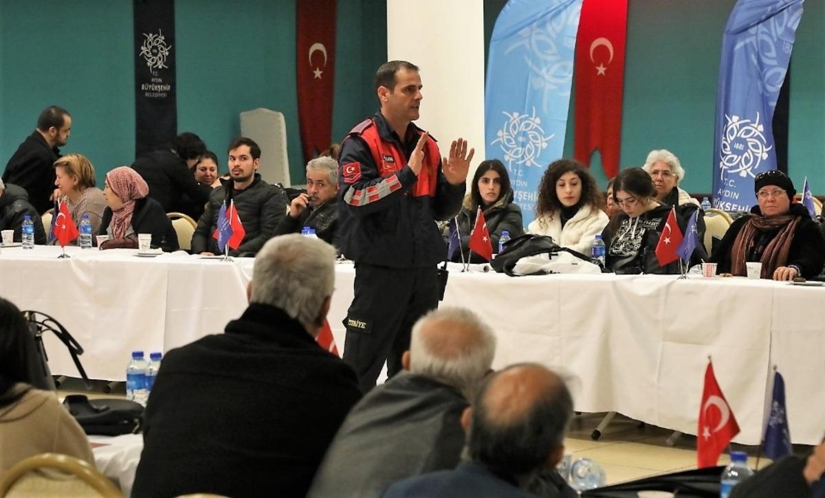 Aydın&rsquo;da engellilere depremde yapmaları gerekenler anlatıldı