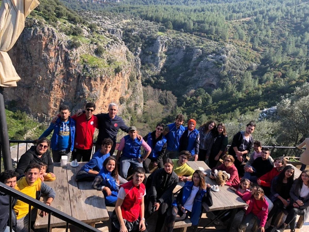 Bağımlılıkla m&uuml;cadele kapsamında doğa y&uuml;r&uuml;y&uuml;ş&uuml;