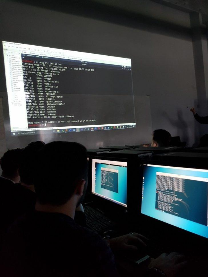 BEÜ’de siber güvenlik konferansı ve eğitimi düzenlendi G3