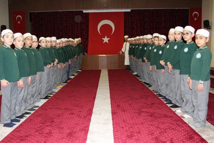 Kur’an Kursu öğrencilerinin programı ilgi gördü G1