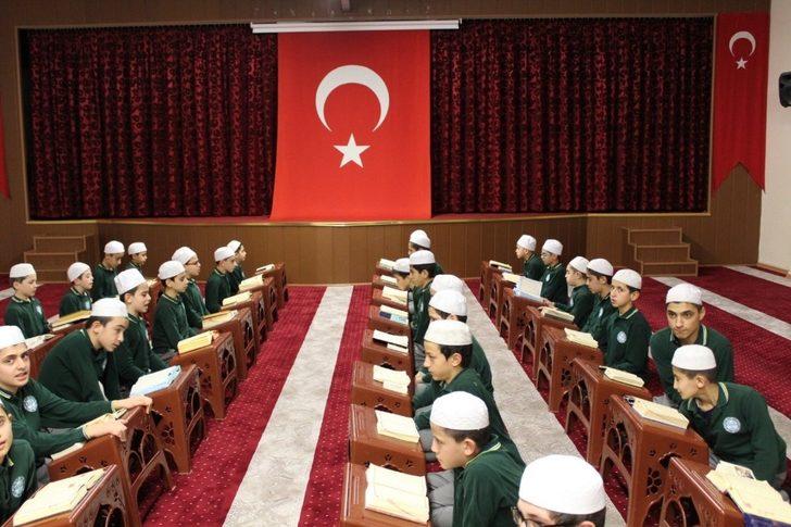 Kur’an Kursu öğrencilerinin programı ilgi gördü G2