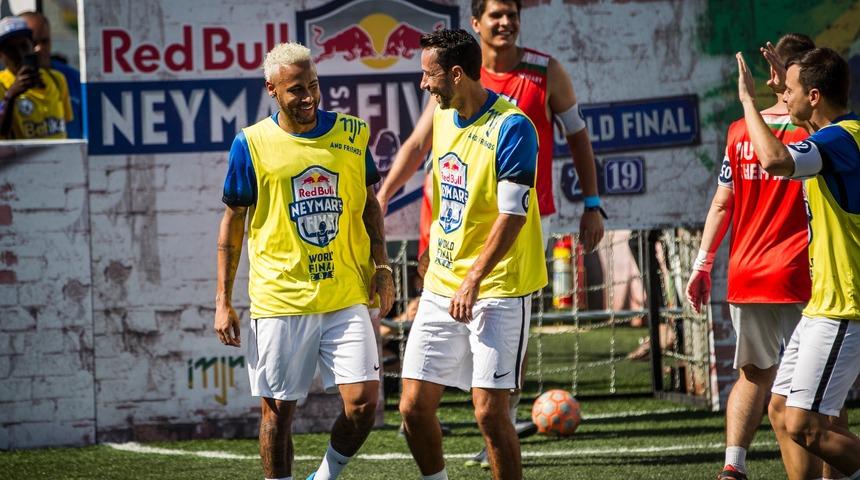 Türk futbol severlere Neymar Jr ile Brezilya’da tanışma şansı! 