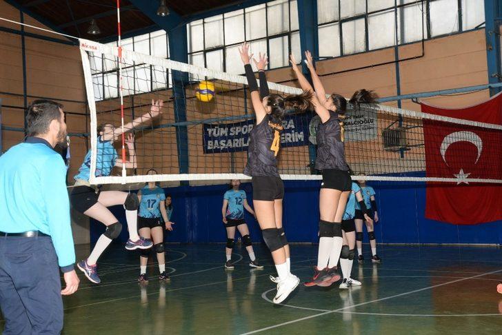 İki Bozüyük takımın mücadelesi G1