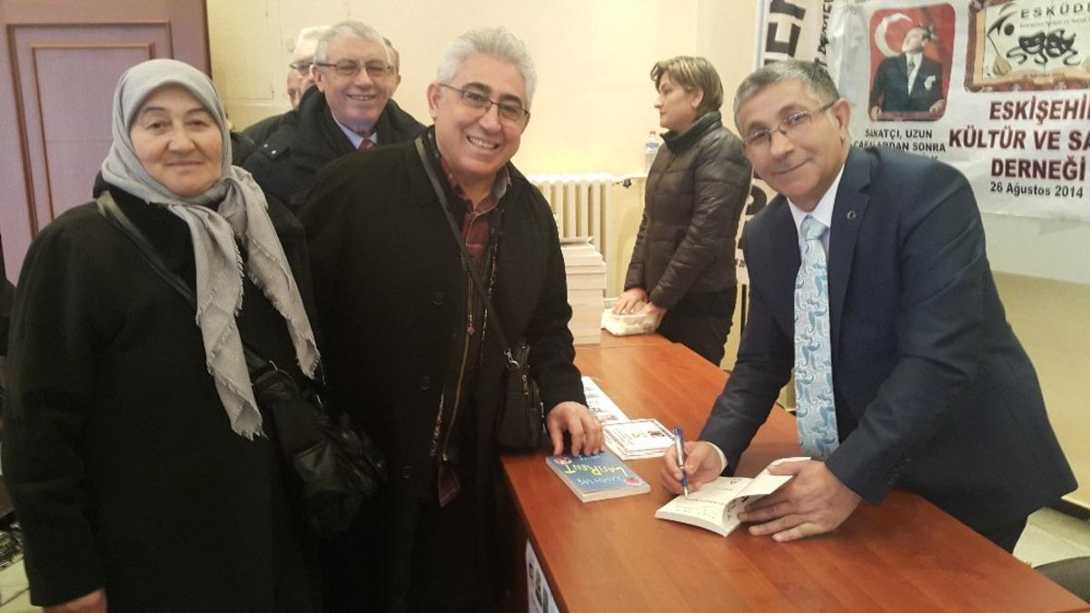 Eskişehir Defterdarı Rahim Taş&rsquo;ın kitap tanıtımı, imza g&uuml;n&uuml; ve s&ouml;yleşi
