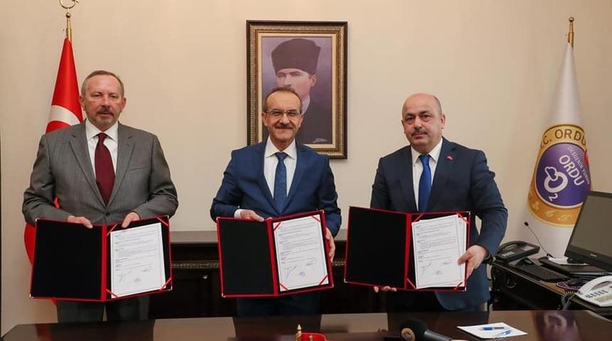 İş adamından memleketine vefa