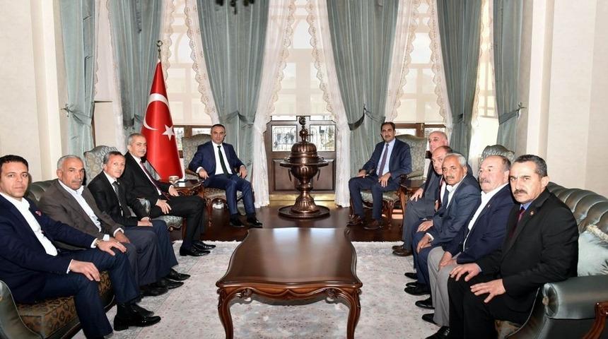 İl Genel Meclisi &uuml;yelerinden Vali Soyt&uuml;rk&rsquo;e taziye ziyareti