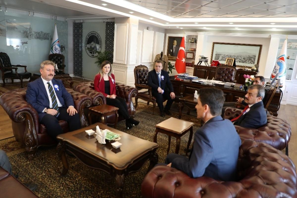 Vergi Dairesi Başkanı G&uuml;n&ccedil;avdı&rsquo;dan Başkan Palancıoğlu&rsquo;na Ziyaret