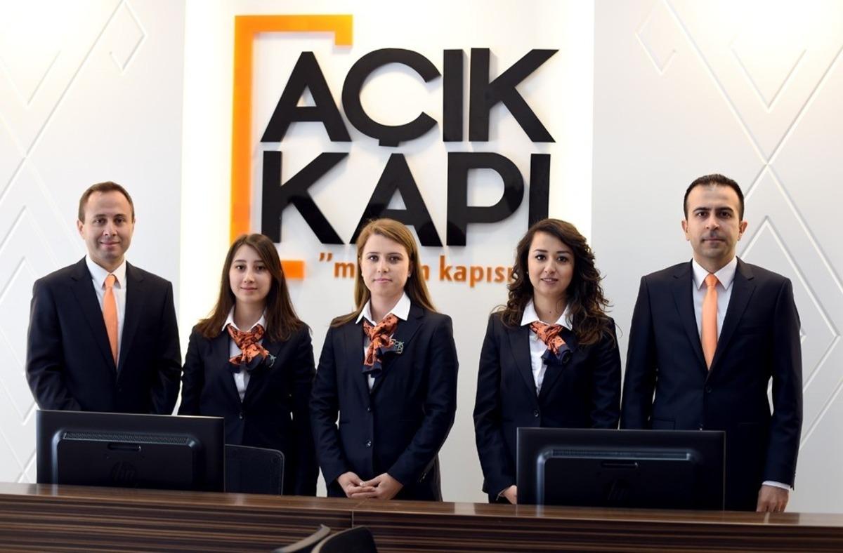 Uşak&rsquo;ta bin 55 vatandaş &rsquo;A&ccedil;ık Kapı&rsquo;ya başvuruda bulundu