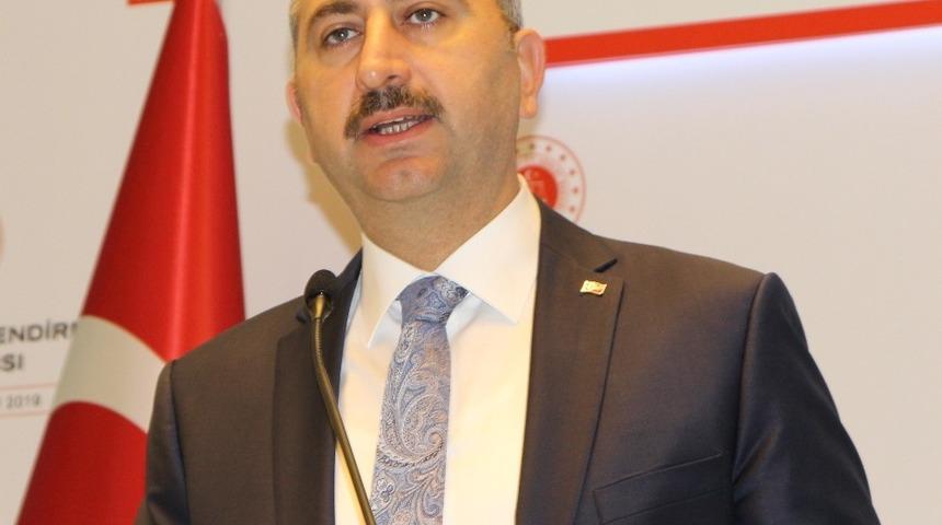 Adalet Bakanı G&uuml;l, Aydın&rsquo;da Siyaset Akademisi&rsquo;nin a&ccedil;ılışına katılacak