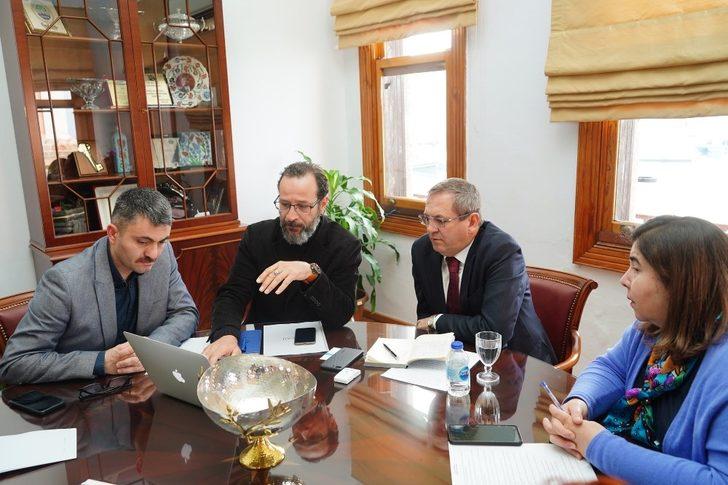 Ayvalık’ta Başkan Ergin köpek barınağından incelemelerde bulundu G5