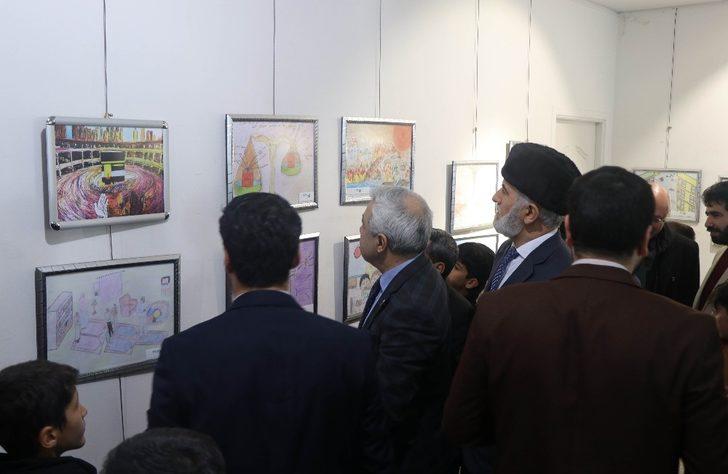 Çizimlerle 40 hadis yarışmasında dereceye girenlere ödülleri verildi G5