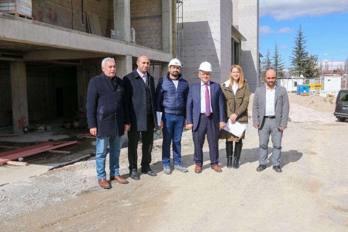 Yahyalı, yeni hastane i&ccedil;in g&uuml;n sayıyor