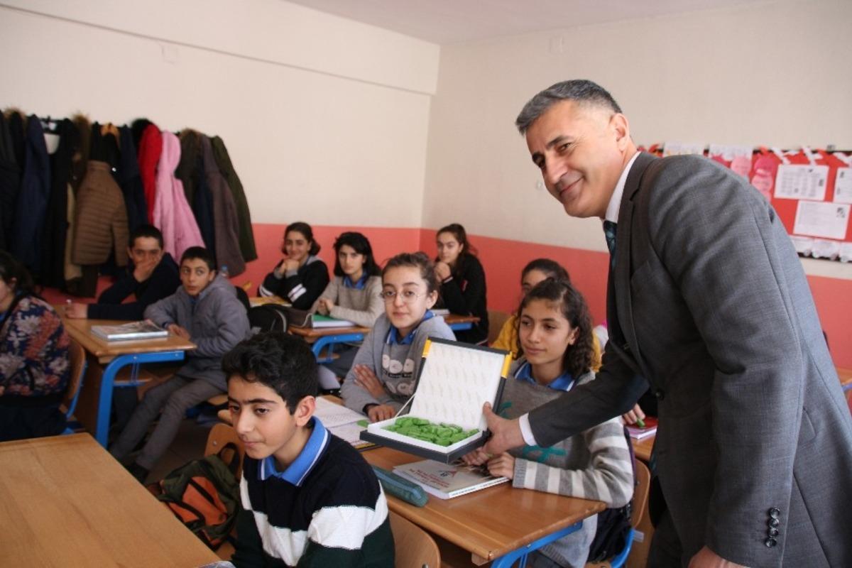 Varto malm&uuml;diresi &ouml;ğrencileri bilgilendirdi