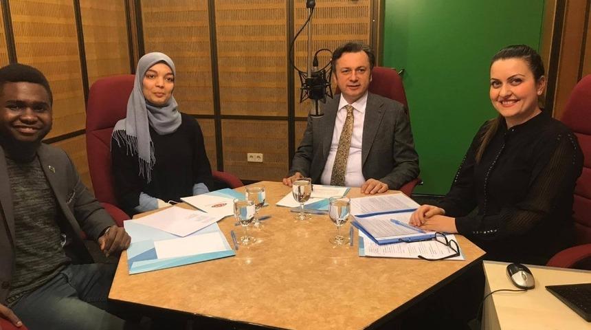 ESOG&Uuml; Rekt&ouml;r&uuml; Prof. Dr. Kemal Şenocak TRT T&uuml;rkiye&rsquo;nin Sesi Radyosunda canlı yayına katıldı