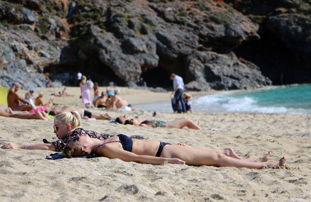 Alanya plajları Şubat ayında da yazdan farksız!