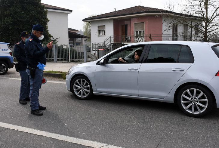 İtalya'da 11 kasaba koronavirüs karantinası altında! Stresten uyku hapı kullanıyorlar G4